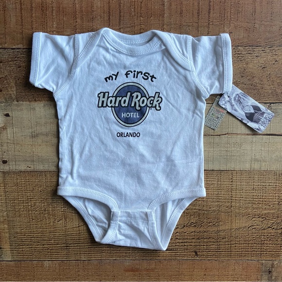 Hard Rock Orlando Onesie 6m - Picture 1 of 3